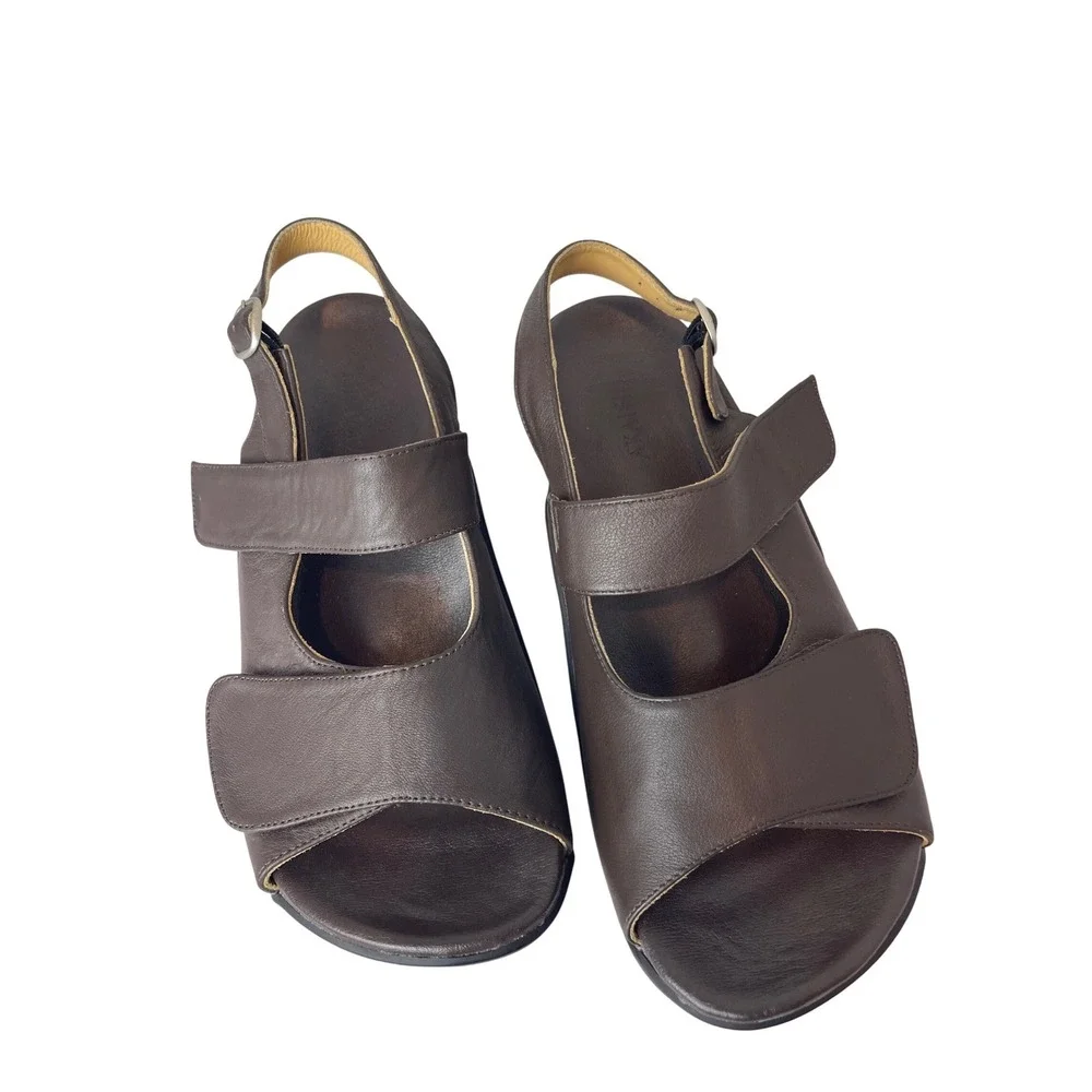AKAISHI ArchFitter Size 9 Brown Leather Adjustable Strap Wedge Sandals
